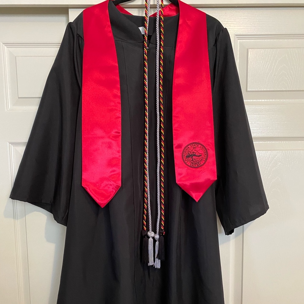 Black Graduation Cap and Gown 🎓